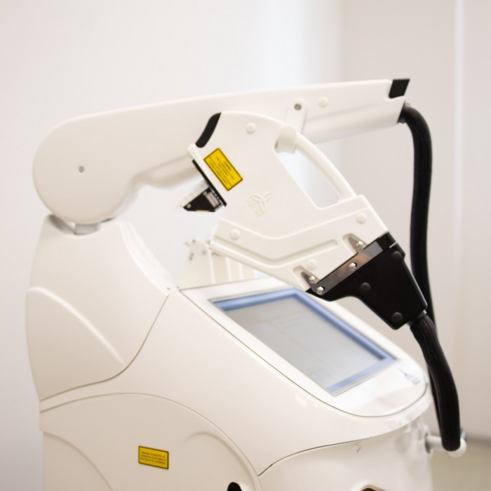 Лазерная эпиляция ягодиц